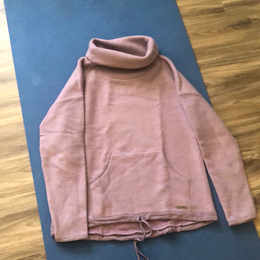 Carve Designs funnel neck pullover